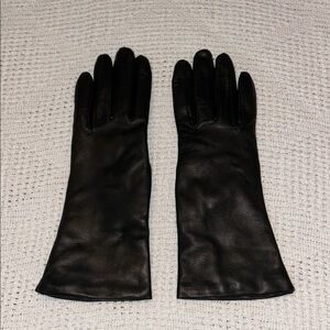 TALBOTS Women’s Black Leather Gloves Cashmere Lining size 7 made in Italy